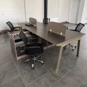 Set Scaun ergonomic cu spatar mesh si Birou Operational cu 4 Posturi - W2800*D2400*H750