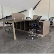 Set Scaun ergonomic cu spatar mesh si Birou Operational cu 4 Posturi - W2800*D2400*H750