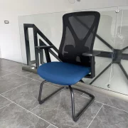 Scaun de birou ergonomic Novaire cu spatar din plasa si brate fixe - dimensiuni W550*D615*H1040 mm