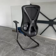 Scaun de birou ergonomic Novaire cu spatar din plasa si brate fixe - dimensiuni W550*D615*H1040 mm