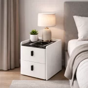 Тънко интелигентно нощно шкафче с безжично зареждане, LED осветление и 2 чекмеджета – бял цвят, модерен дизайн от стъкло и дърво.