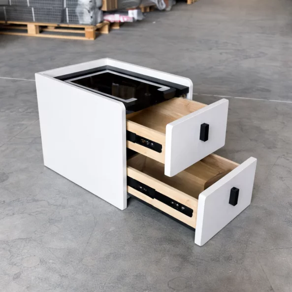 Тънко интелигентно нощно шкафче с безжично зареждане, LED осветление и 2 чекмеджета – бял цвят, модерен дизайн от стъкло и дърво.