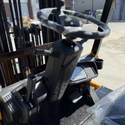 Stivuitor electric , 1500 kg ,inaltime de ridicare 4.5 m ,translatie stanga-dreapta