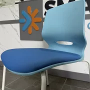 Ergonomikus irodai szék Seren, fix, fém lábakkal, szín: kék, méret: 400*440*835 mm