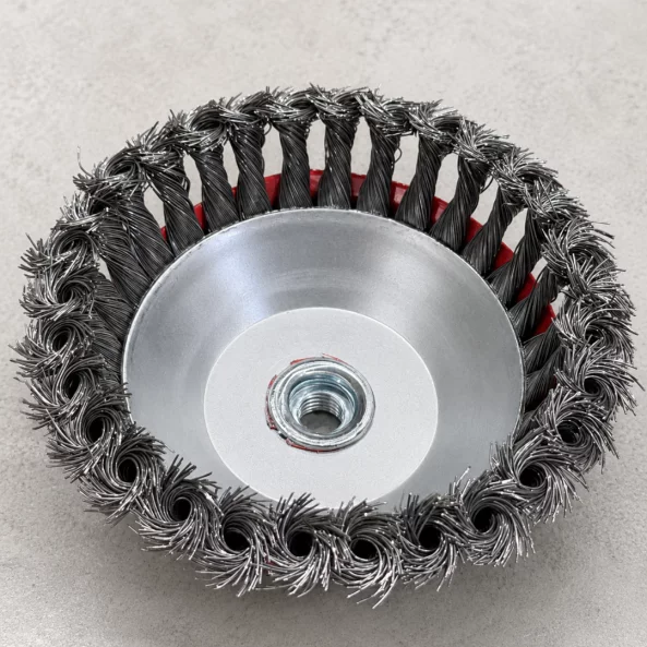 Perie cupa din sarma cu fir rasucit, 150mm - pentru curatare si slefuire metalica