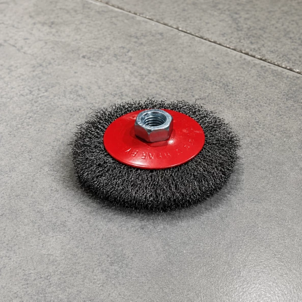 Perie pentru polizor mic, din sârmă răsucită, 100 mm