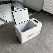 Авто хладилник с компресор Smart Cooler S25, 12-24V, капацитет 23L, LCD дисплей и Bluetooth