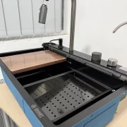 Chiuvetă modernă de bucătărie culoare :negru , multifuncțională, duș extractibil, spălător pahare, filtrare apă, inox, calitate premium, accesorii incluse dimensiuni 750*460*220mm