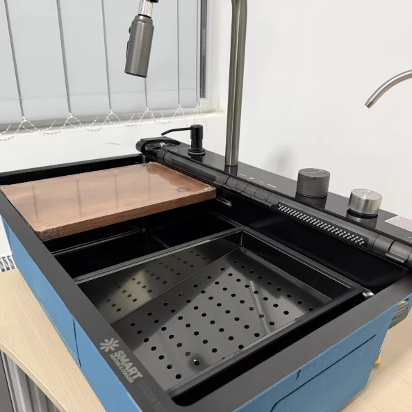 Chiuvetă modernă de bucătărie culoare :negru , multifuncțională, duș extractibil, spălător pahare, filtrare apă, inox, calitate premium, accesorii incluse dimensiuni 750*460*220mm