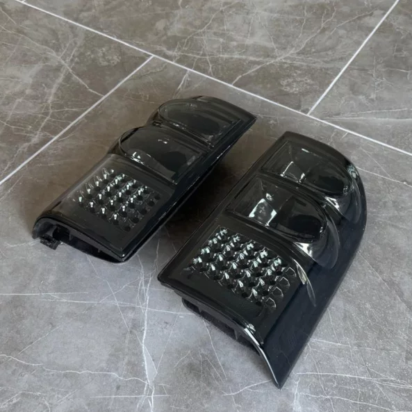 LED-es hatso lampa szett Nissan Patrol Y61-hez