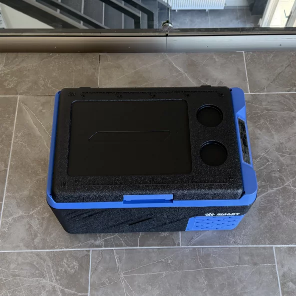 Nevera portátil KI40 – Capacidad de 40 L