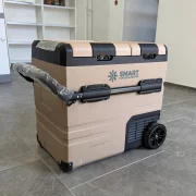 Автохладилник с компресор Smart Cooler, с Bluetooth, колела и двойна зона на охлаждане, капацитет 55L, включена еко такса.