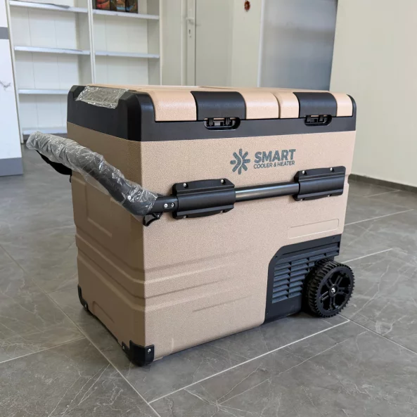 Автохладилник с компресор Smart Cooler, с Bluetooth, колела и двойна зона на охлаждане, капацитет 55L, включена еко такса.