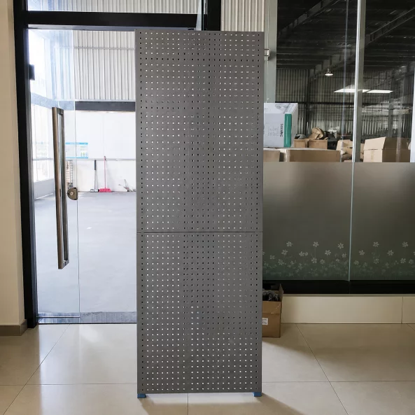 Panel perforado suspendido para herramientas L600xH2000mm, negro