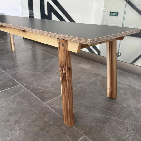 Banco con estructura de madera de acacia, Black, 160 × 39 × 42 cm