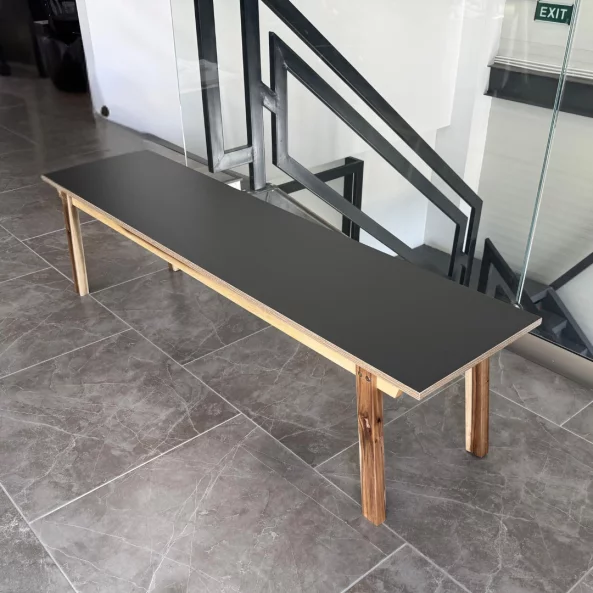 Banco con estructura de madera de acacia, Black, 160 × 39 × 42 cm