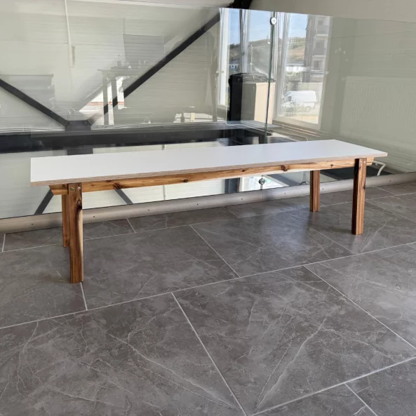 Banco con estructura de madera de acacia, blanco, 160 × 39 × 42 cm