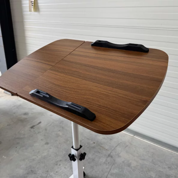 Masă reglabilă pentru laptop – 60×40×(27–40) cm–Walnut