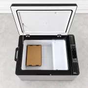 Автомобилен хладилник с компресор Smart Cooler 30L, 12/24 V, с LCD дисплей и Bluetooth, включена еко такса