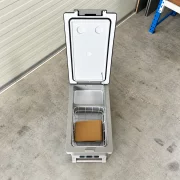 Frigider auto cu compresor smart cooler CF35 , 12/24 V, cu display LCD si bluetooth, taxa verde inclusa