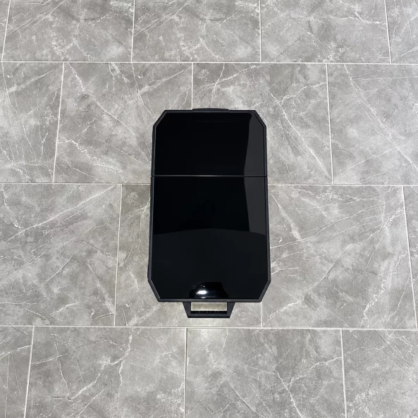 Autós hűtőszekrény intelligens hutokompresszorral, bluetooth-al, dupla hutozonaval, urtartalom 32,2 l, zold adot tartalmaz
