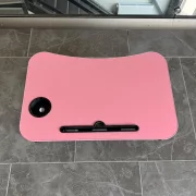 Masă pliabilă pentru laptop, 60x40x28cm, roz – Design modern din MDF și metal