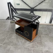 Mesa auxiliar moderna, carga inalámbrica, altavoz Bluetooth, tablero giratorio – marrón y negro