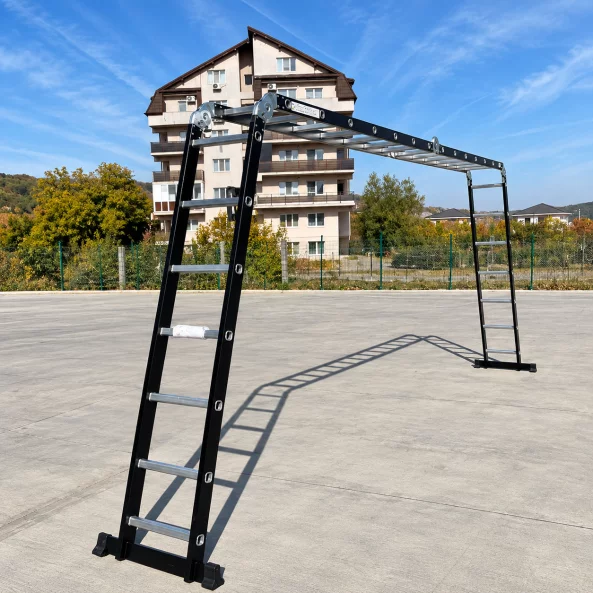 Scara multifunctionala 4x7 trepte - cadru din otel, trepte din aluminiu